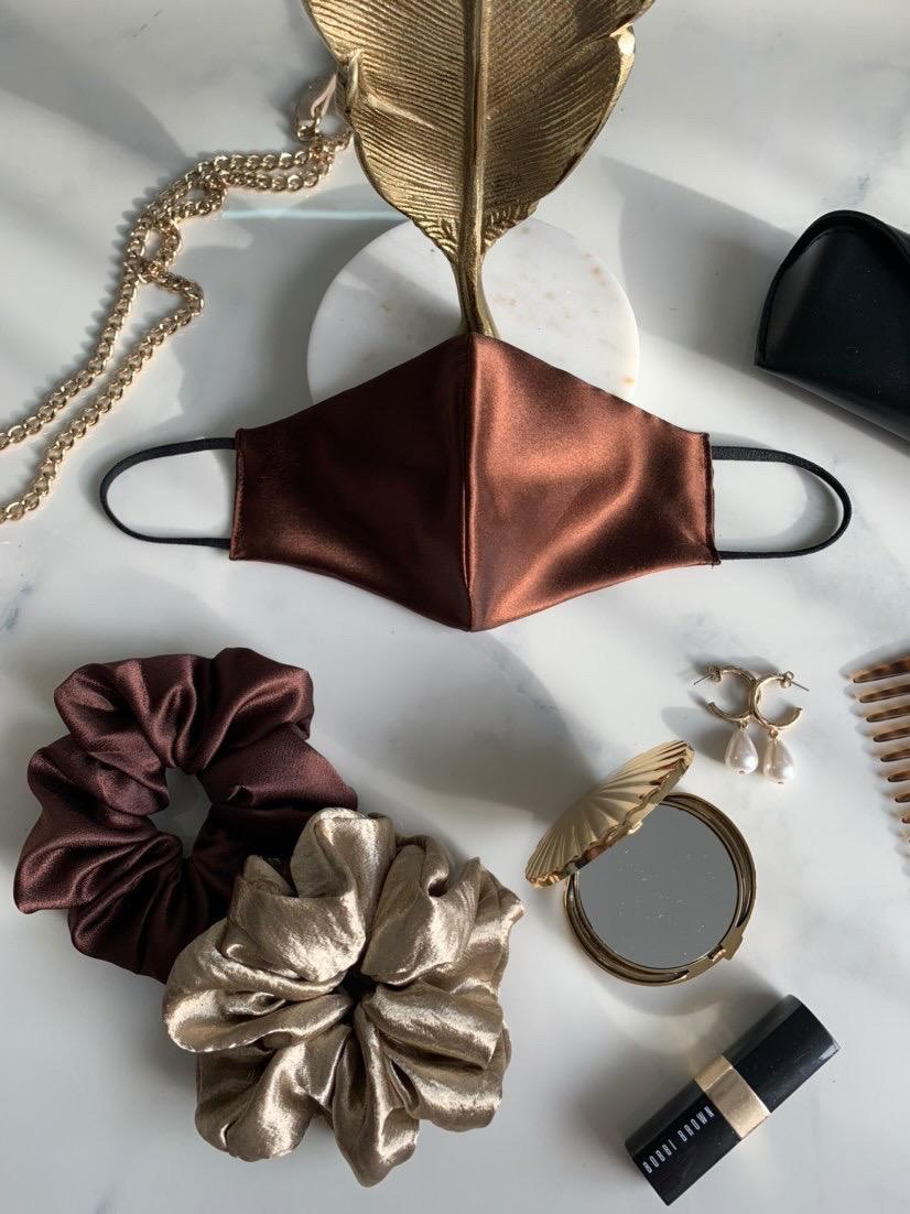 Expresso satin silk mask