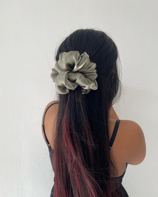 Champagne Organza scrunchie