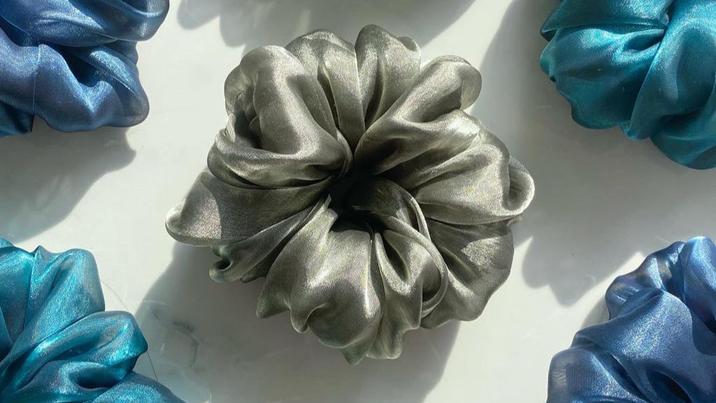 Jules Organza scrunchie