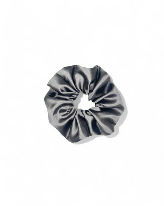 Lady grey scrunchie