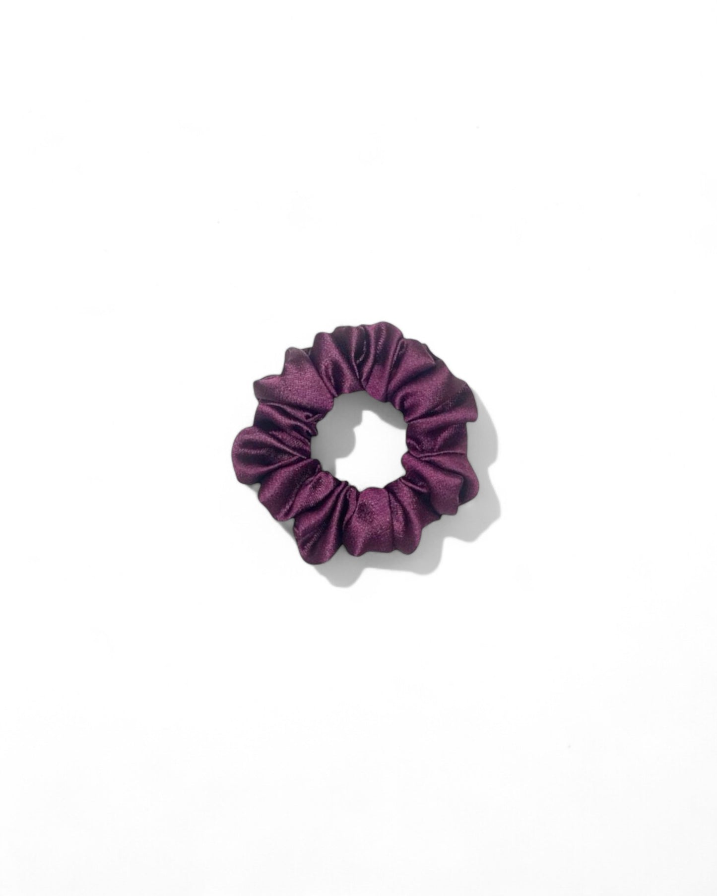 Amour Mini satin scrunchie